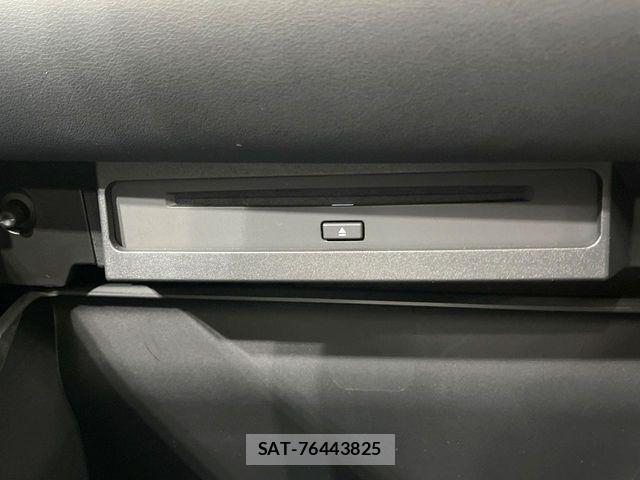 Toyota VOXY HYBRID 2023-10 6791754-4