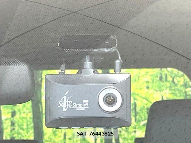 Toyota VOXY HYBRID 2023-10 6791754-6