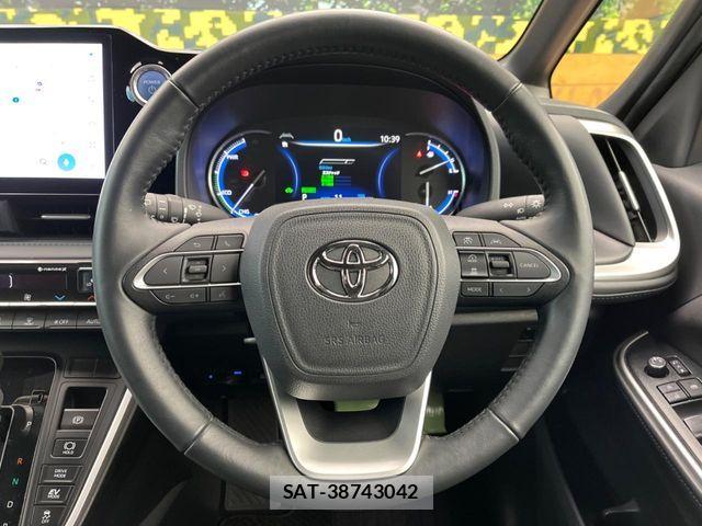 Toyota VOXY HYBRID 2023-01 6791744-10