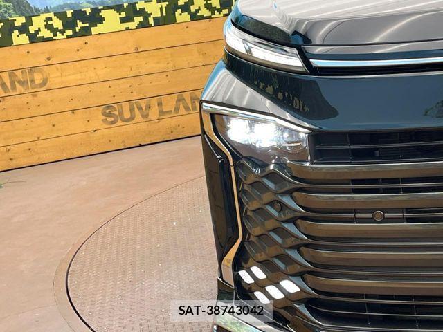 Toyota VOXY HYBRID 2023-01 6791744-11