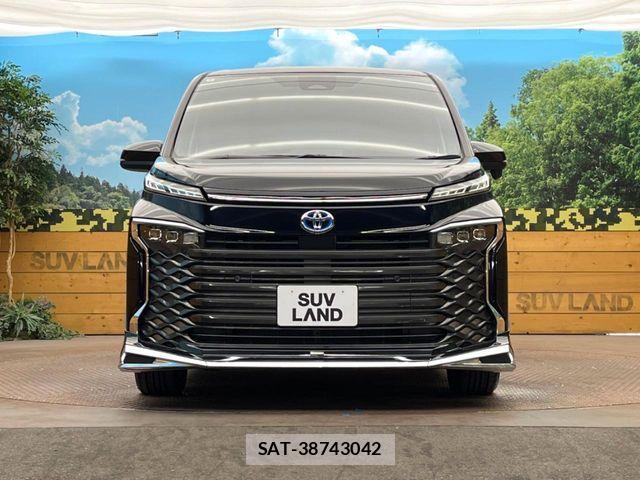 Toyota VOXY HYBRID 2023-01 6791744-13