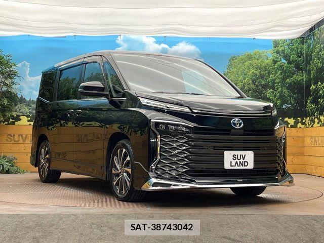 Toyota VOXY HYBRID 2023-01 6791744-15