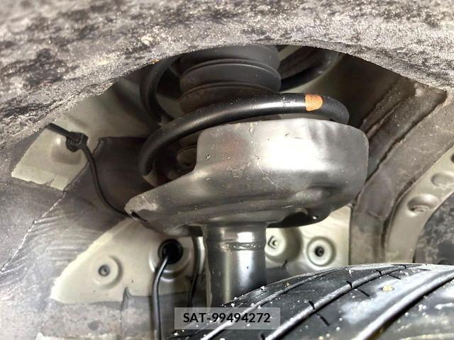 Toyota VOXY HYBRID 2022-11 6791768-19