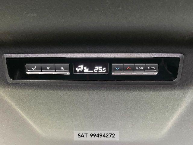 Toyota VOXY HYBRID 2022-11 6791768-7