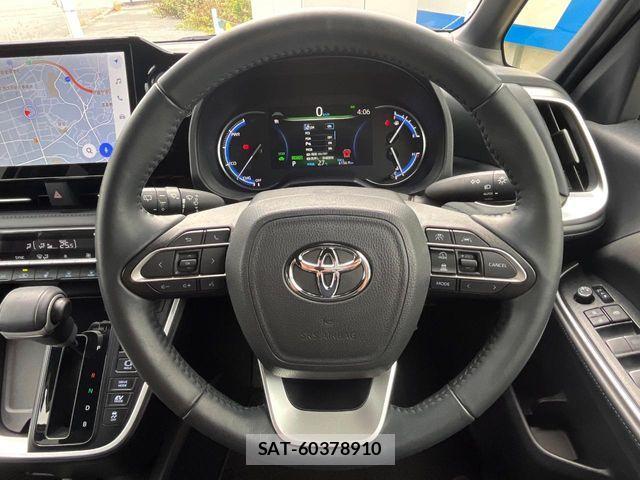 Toyota VOXY HYBRID 2023-12 6791760-12