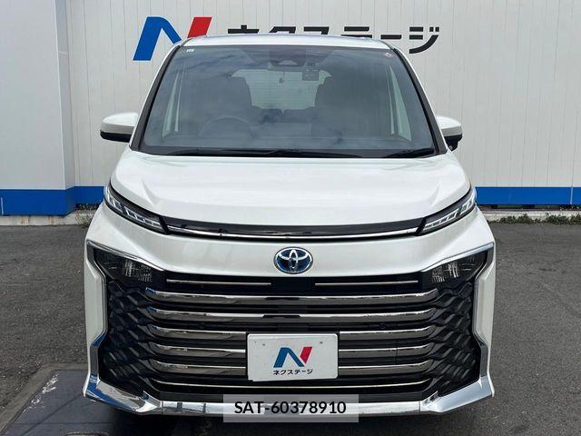 Toyota VOXY HYBRID 2023-12 6791760-15