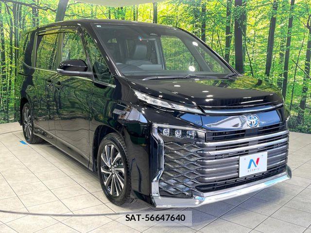 Toyota VOXY HYBRID 2022-08 6791761-16