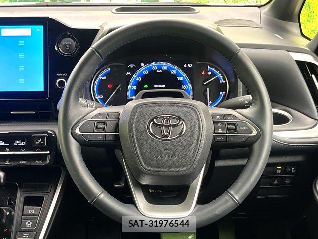 Toyota VOXY HYBRID 2024-01 6791751-11