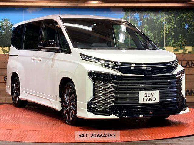 Toyota VOXY HYBRID 2023-04 6791753-15