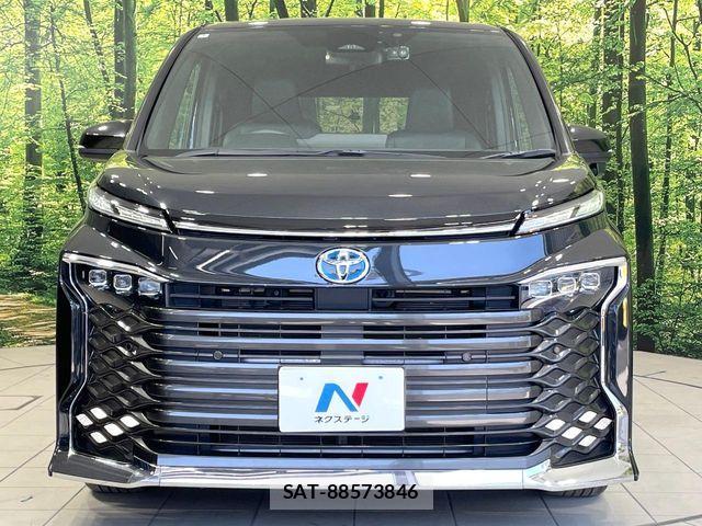 Toyota VOXY HYBRID 2022-03 6791771-14