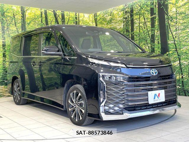 Toyota VOXY HYBRID 2022-03 6791771-16