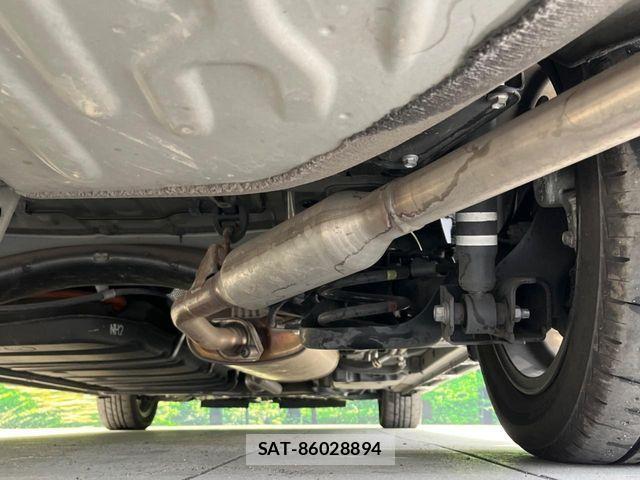 Toyota VOXY HYBRID 2021-02 6791780-19