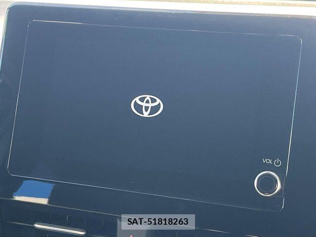 Toyota VOXY HYBRID 2023-02 6791770-3