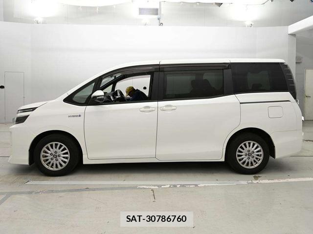 Toyota VOXY HYBRID 2014 6789013-1