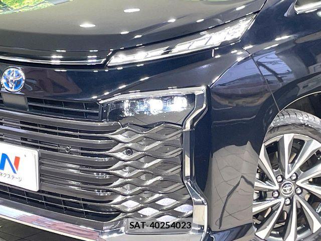 Toyota VOXY HYBRID 2025-04 6791749-12