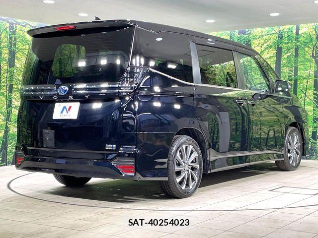 Toyota VOXY HYBRID 2025-04 6791749-17