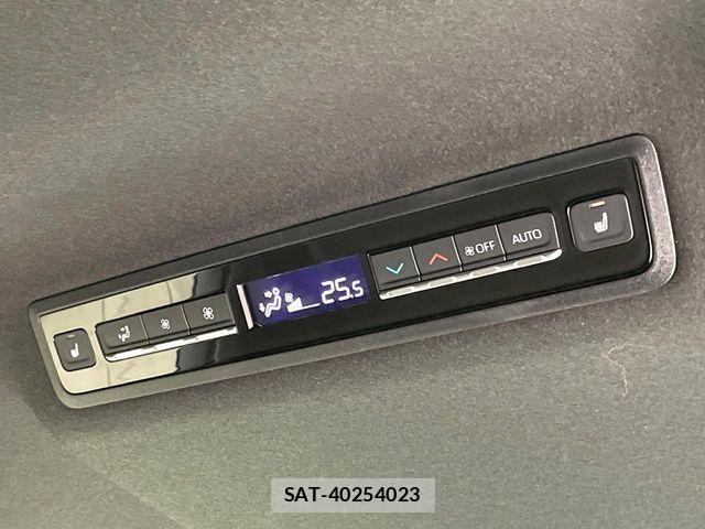 Toyota VOXY HYBRID 2025-04 6791749-4