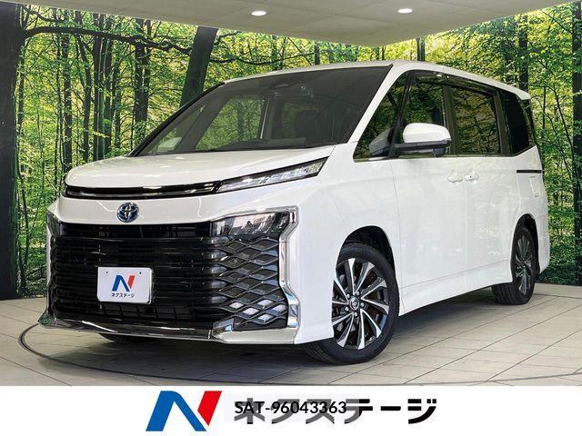 Toyota VOXY HYBRID 2023-06 6791765-0