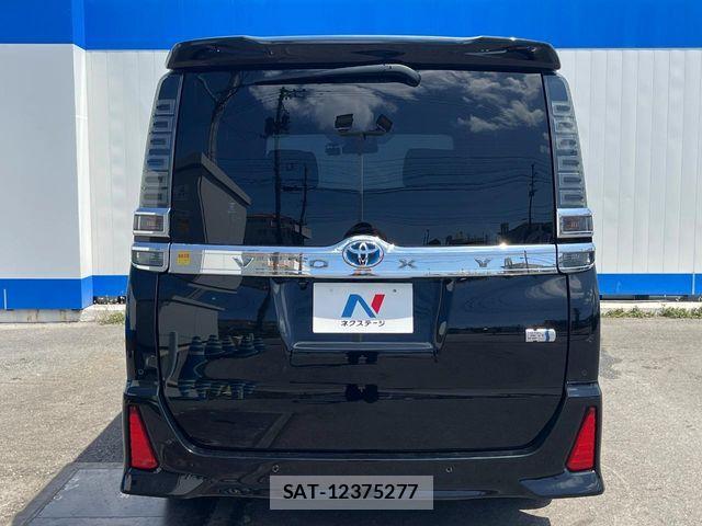 Toyota VOXY HYBRID 2020-03 6791786-16