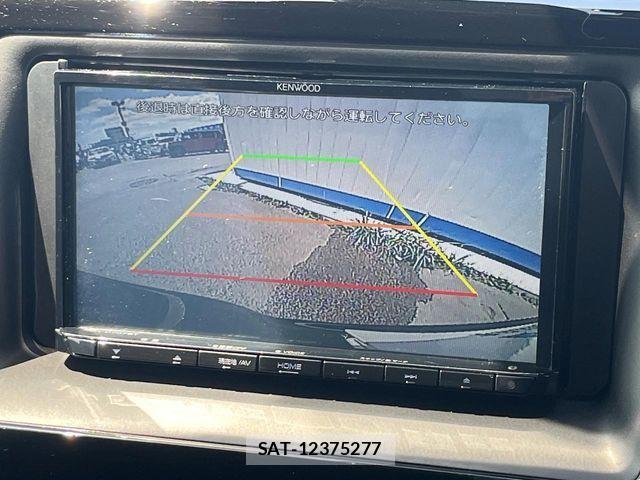 Toyota VOXY HYBRID 2020-03 6791786-4