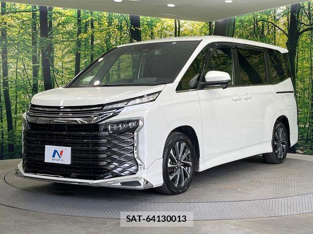 Toyota VOXY HYBRID 2023-06 6791763-2