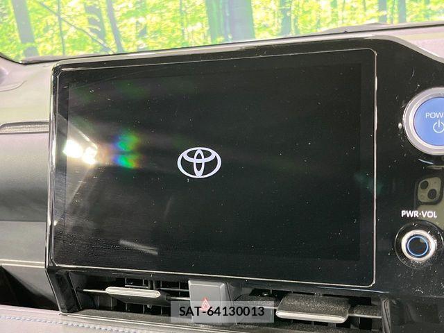 Toyota VOXY HYBRID 2023-06 6791763-4