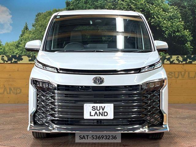 Toyota VOXY HYBRID 2026-04 6817966-13