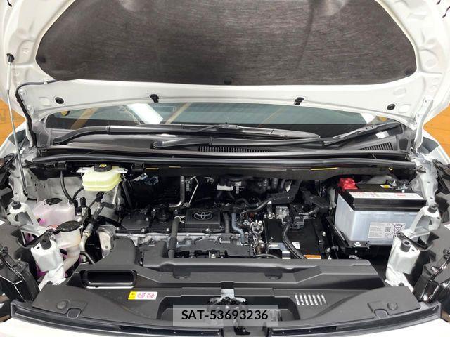 Toyota VOXY HYBRID 2026-04 6817966-17
