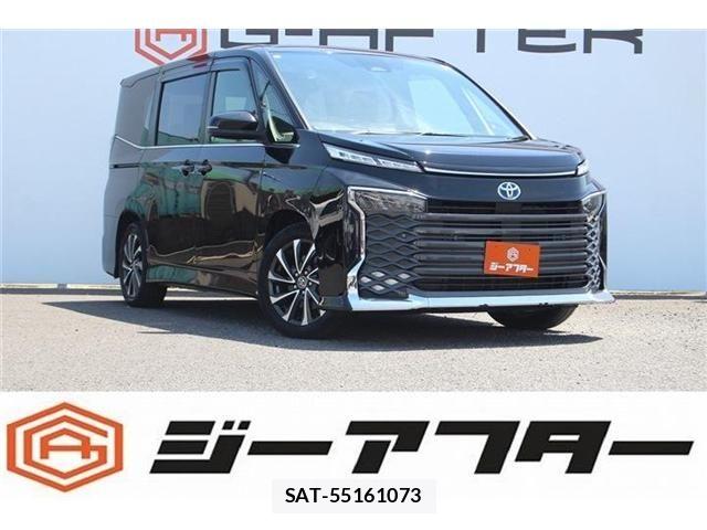 Toyota VOXY HYBRID 2023-06 6817997-0