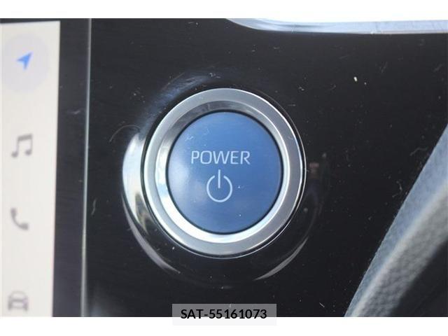 Toyota VOXY HYBRID 2023-06 6817997-23