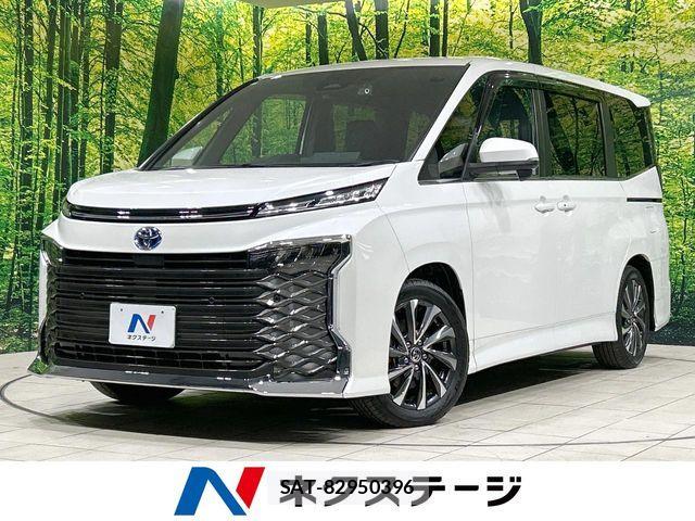 Toyota VOXY HYBRID 2024-03 6817970-0