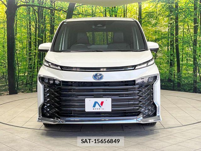 Toyota VOXY HYBRID 2025-09 6817971-14