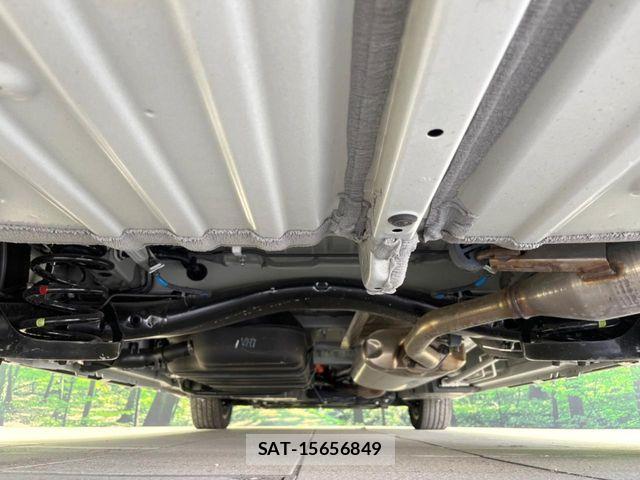 Toyota VOXY HYBRID 2025-09 6817971-19