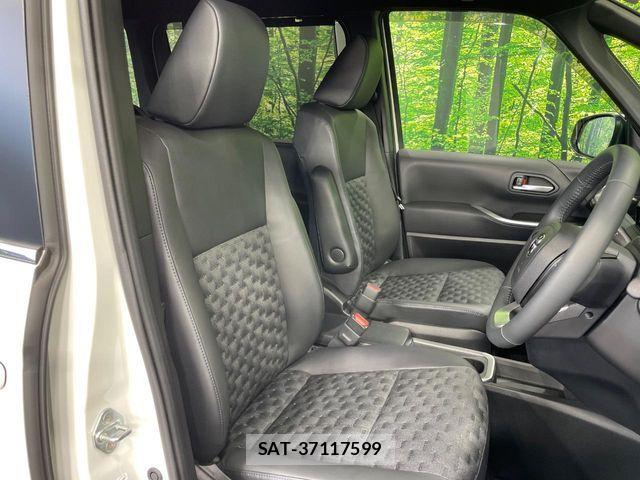 Toyota VOXY HYBRID 2025-05 6817967-7
