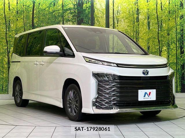 Toyota VOXY HYBRID 2024-03 6817994-16