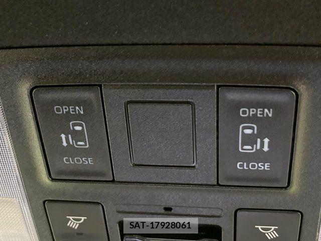 Toyota VOXY HYBRID 2024-03 6817994-5
