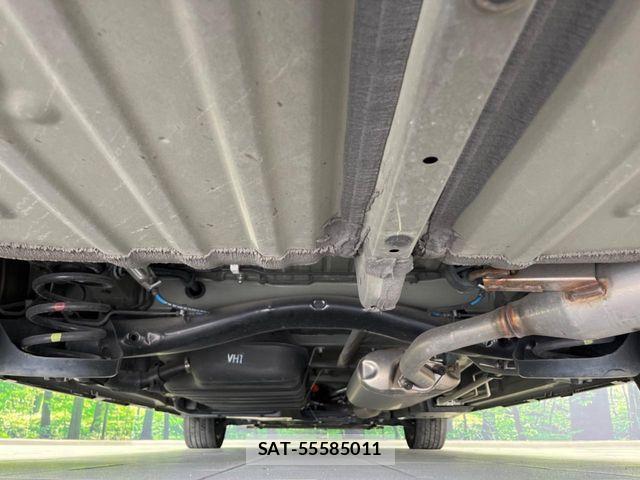 Toyota VOXY HYBRID 2022-09 6817986-19