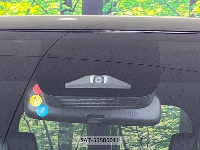 Toyota VOXY HYBRID 2022-09 6817986-5