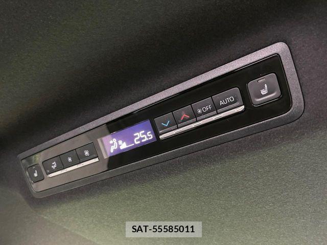 Toyota VOXY HYBRID 2022-09 6817986-7