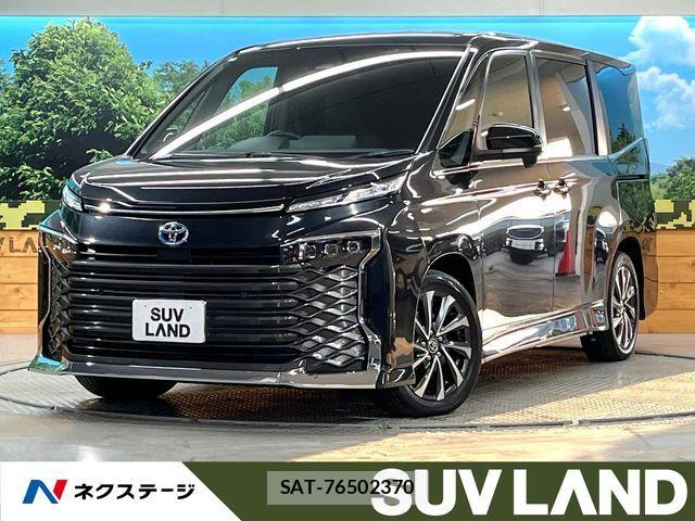 Toyota VOXY HYBRID 2022-12 6915264-0