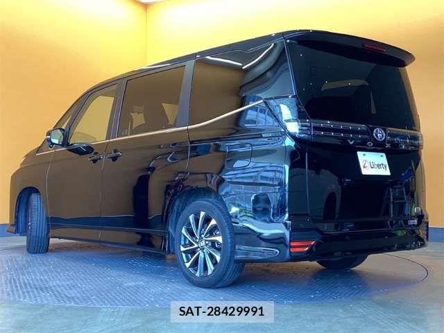 Toyota VOXY HYBRID 2023-02 6915275-13