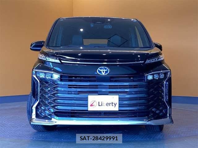 Toyota VOXY HYBRID 2023-02 6915275-8