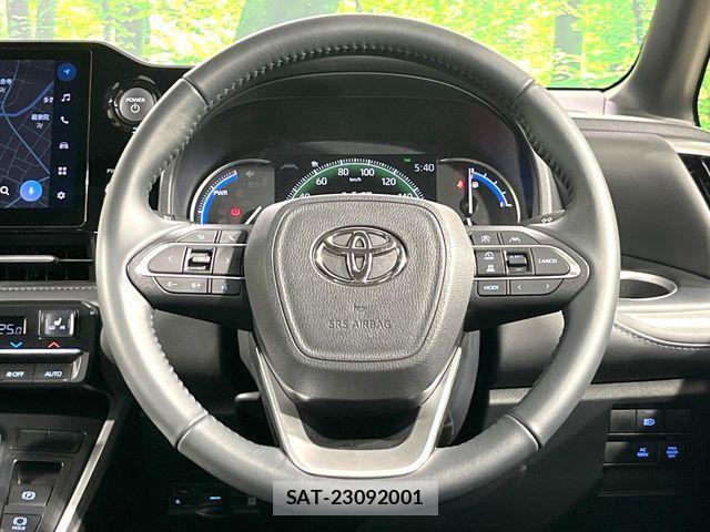 Toyota VOXY HYBRID 2025-10 6915271-11