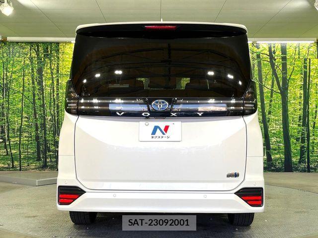 Toyota VOXY HYBRID 2025-10 6915271-15