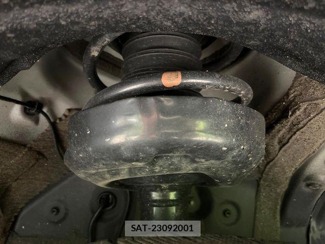 Toyota VOXY HYBRID 2025-10 6915271-19