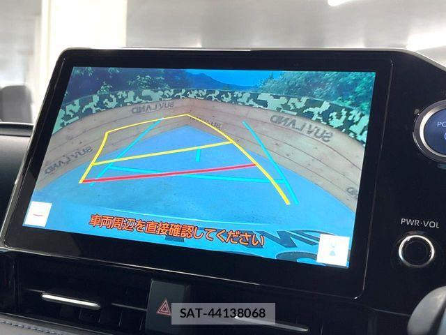 Toyota VOXY HYBRID 2023-08 6915266-3