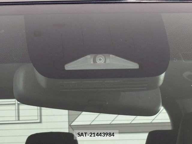 Toyota VOXY HYBRID 2022-03 6915278-18