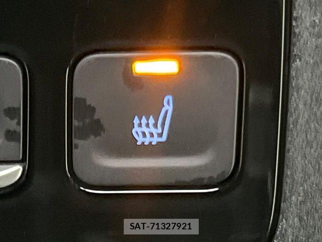 Toyota VOXY HYBRID 2024-05 6915262-5
