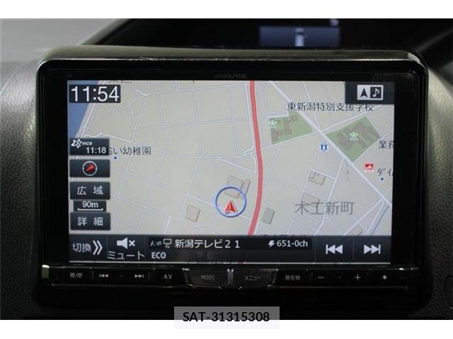 Toyota VOXY HYBRID 2016-03 6915317-4