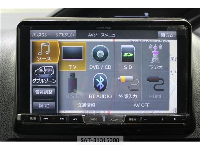 Toyota VOXY HYBRID 2016-03 6915317-5